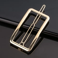 Macro di fermaglio per capelli rettangolare in lega dorata su superficie nera riflettente - Rettangolare / Oro