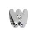 Dettaglio del charm a scorrimento lettera W in argento lucido con strass scintillante - Cromo-Lettera W
