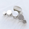 Minimalist silver geometric hair claw clip featuring five polished circular alloy discs - White K/Silver