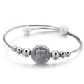 Bracciale a cavo d'argento con medaglione della Vergine Maria e perle finte - Colore Acciaio (KB113697-KFC)