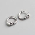 Eleganti orecchini a cerchio in argento sterling S925 con piccole perle minimaliste - Argento 925 / Oro Bianco