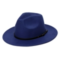 Ein dunkelblauer Fedora-Hut aus Wollfilz mit einem eleganten schwarzen Gürtelband - Verstellbar / Saphirblau
