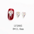 Détail de breloque ongle renne de Noël en alliage avec cristal AB sur ongle rouge - Style Cerf Goutte d'Eau Aurore Argent (2885) / Lot de 10