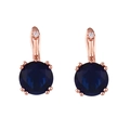 Détail de boucles d'oreilles créoles en or rose avec zircons bleus ronds polis - Bleu foncé