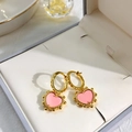 Elegante roze hartvormige oorbellen met gouden kralenrand en schelpen inlay haken - Goud + Roze Agaat