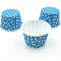 Pirottini per muffin in carta celeste a pois bianchi, contenitori usa e getta resistenti - Pois Blu 50 Pz