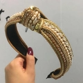 Golden sequin and pearl headband featuring a twisted knot design for women - Middle Knot Sequin Beaded / Gold