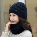 Set invernale da donna con berretto in maglia blu scuro e scaldacollo coordinato - Blu navy