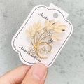 Broche fleur tulipe élégante avec pierres œil de chat jaunes et cristaux dorés brillants - A7-21-Spirale de Fleur Œil de Chat en Or