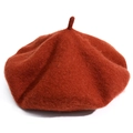 Classic caramel wool felt beret hat for women with a stylish minimalist painter style - M (56-58cm) / Caramel color