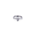 Bague cœur minimaliste en acier inoxydable argenté avec zircon brillant sur fond blanc - US 6 / Couleur Acier
