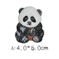 Panda-Aufnäher zum Aufbügeln mit Computerstickerei und den Maßen 4,0 x 5,0 cm - A-Panda (4.0 * 5.0cm)
