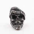 Anillo de calavera con barba de acero inoxidable con gorro texturizado estilo gótico vintage - US 8 / Color Acero