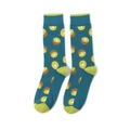 Detail von petrolfarbenen Crew-Socken mit lebendigem Kiwi-Muster aus weicher gekämmter Baumwolle - A056 / Blaugrün Kiwi