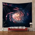 Detalle de tapiz de galaxia con nebulosa espacial sobre un sofá de cuero rojo - 73X95CM Cepillado / GT102004