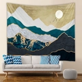 Dettaglio della trama dell'arazzo bohémien con montagne sopra un divano moderno grigio - 73X95CM (Tessuto spazzolato) / Montagne a strati astratte moderne - Luna e uccelli (GT103013) / GT103013