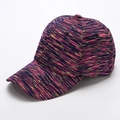 Berretto da baseball ricamato a righe rosa e viola con visiera per protezione solare - Rosso