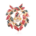 Detalle del broche de corona navideña con pedrería de colores y pequeño cascabel - Corona de Navidad con Campana (Style 13)