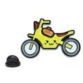 Broche en émail jaune en forme de moto avec fermoir en caoutchouc noir sur fond blanc - Moto Jaune (A00403)