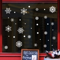Weiße Schneeflocken und Punkte Statische Fensteraufkleber für Weihnachtsdeko - Weiße Schneeflocke Punkte Statische Aufkleber