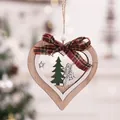 Pendaglio a cuore in legno natalizio con pupazzo di neve e albero per decoro festivo - Ornamento a Forma di Cuore HF-19C103