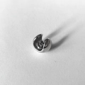 Ear cuff minimalista in argento con design punk geometrico a forma di C lucido - Grande (19mm) / Argento Grande