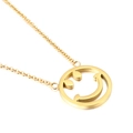 Collar minimalista de acero de titanio dorado con colgante calado de cara sonriente - Dorado
