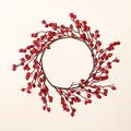 Ghirlanda natalizia con bacche rosse vivaci e cornice di ramoscelli per decoro festivo - Stile A