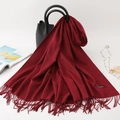 Deep red cashmere-style scarf with elegant fringe and tag on a luxury leather handbag - 200*70cm / Burgundy