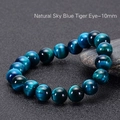 Armband aus natürlichem himmelblauem Tigerauge 10mm Perlen auf strukturiertem Grund - Natürliches tiefblaues Tigerauge (10 mm)