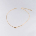 Detalle de cadena fina de 2mm de acero inoxidable dorado con cierre de langosta y extensión - Dorado
