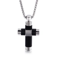 Collar de cruz para hombre en acero inoxidable con fibra de carbono negra y cadena plateada - Negro