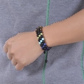Gevlochten chakra-armband met lavasteen en gekleurde kralen om een pols - Drievoudig geweven laag / Multicolor Lavasteen