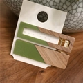Set of two green resin and wood textured geometric triangle hair clips on display card - Two-Piece Set / 10# Green