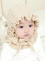 Gestricktes Baby-Winterset aus Mütze und Schal in Creme mit Spitzenbesatz - Säuglingsgröße (3-24 Monate) / Beige