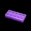 Vista detallada de la caja de almacenamiento púrpura de 10 compartimentos sobre fondo negro - Morado