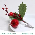 Clip natalizia artificiale con bacche rosse e mela per ghirlande fai da te - 14*7cm (5.5g)