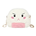 Bolso bandolera de peluche con diseño de onigiri, detalles rosa y cadena oro - Expresión 3