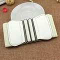 Ceinture large élastique blanche pour femme avec boucle ovale à double emboîtement - Blanc / 65cm