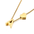 Collana dorata minimalista con ciondolo a cuore e lettera A con catena a maglia quadrata - Collana Lettera A (KN88649-KFC) / Oro