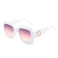 Lunettes de soleil carrées blanches surdimensionnées avec verres roses dégradés - Monture Blanche Verres Gris Rose