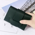 Portafoglio donna minimalista verde scuro a tre ante in finta pelle con cuciture a vista - Verde