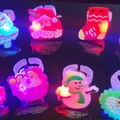 Anello LED in gomma morbida di Natale