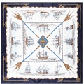 Pañuelo cuadrado de seda 130cm con diseño náutico de veleros y cadenas de ancla doradas - Azul Marino