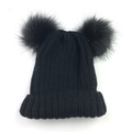 Berretto in maglia nera da donna con due pompon in ecopelliccia e ampio bordo risvoltato - Nero Con Pompon Neri