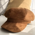 Brown suede newsboy octagonal cap with vintage British retro style and textured fabric - M(56-58cm) / Camel
