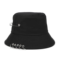 Cappello a secchiello nero con cinque anelli metallici e dettaglio spilla da balia punk - Taglia unica / Nero