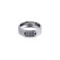 Anillo de hombre de acero inoxidable plateado con diseño de letras DAD en relieve 3D - US 7 / Color Acero