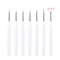 Gedetailleerde set van 7 professionele nail art kwasten met witte handgrepen en roze haren - White Art Drawing Style