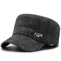 Gorra de invierno para hombre cálida en gris oscuro a cuadros con logo metálico - Ajustable / Gris claro